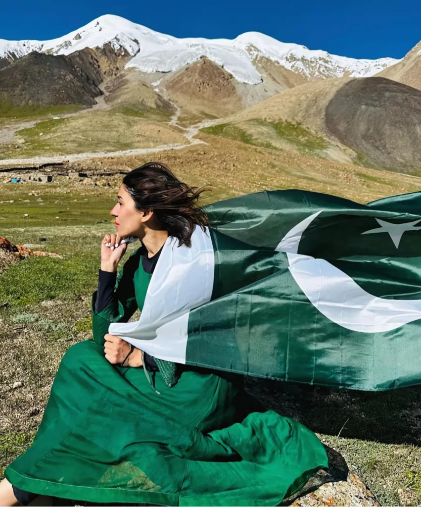 Anum Uzair Becomes Second Pakistani Woman to Summit Mount Broad Peak