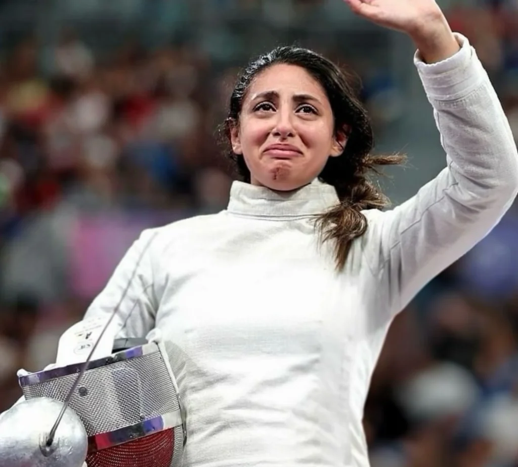 Egyptian Fencer Nada Hafez Competes at Paris Olympics While Seven Months Pregnant